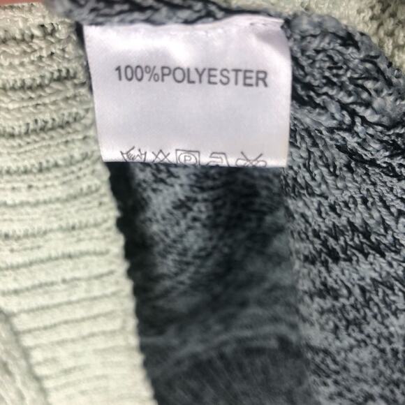 TOBI Gray & White Classic Knit Crewneck High Low Sweater Small Preppy Cozycore - Picture 5 of 6